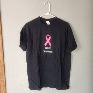 NWOT Gildan Unisex Breast Cancer T-shirt